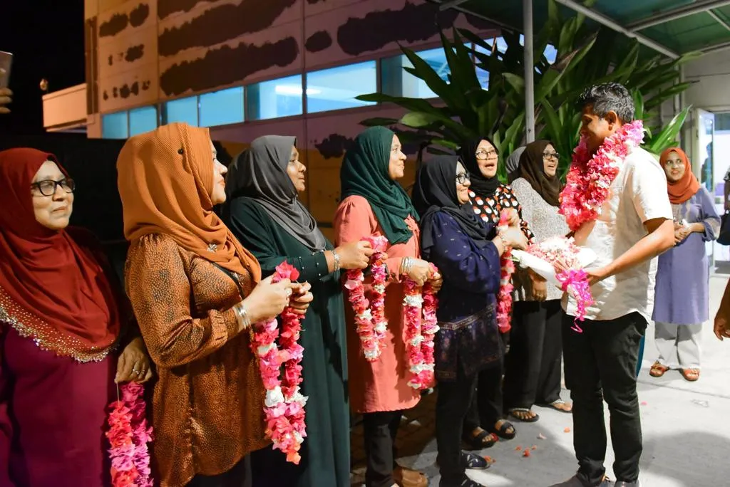 ޑރ މުޢިއްޒުގެ ރަނިންގމޭޓް ހުސެއިނަށް އައްޑޫއިން ހޫނު މަރުޙަބާއެއް