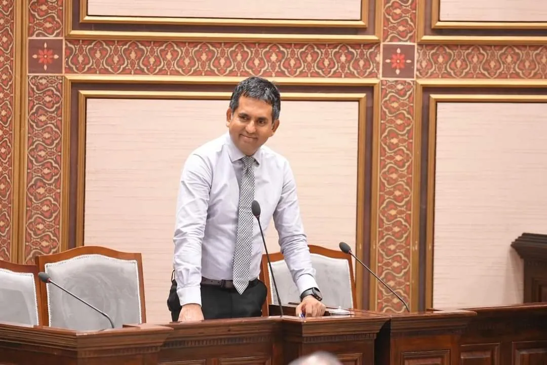 އިހަވަންދިއްޕޮޅުގައި އަޅާ ޕޯޓް އެހެން ތަނަކަށް ބަދަލެއް ނުކުރަން؛ އެކަން ކުރިއަށް ދާނެ: ސަޢީދު