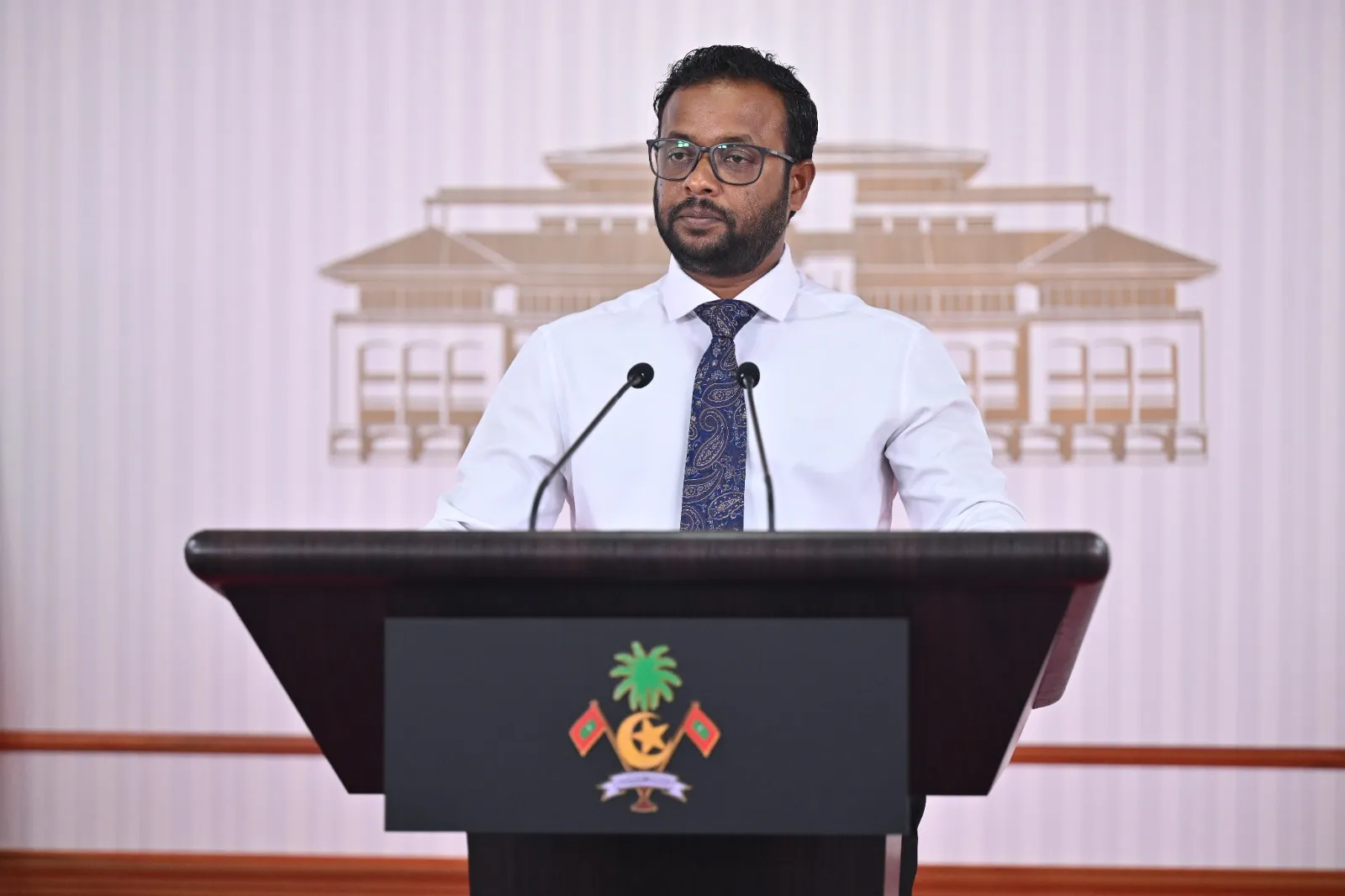 ބިމާއި ފްލެޓަށް އެދި ވިހި ހާހަށްވުރެ ގިނަ ފޯމް ހުށަހަޅައިފި: މުއްތަލިބް