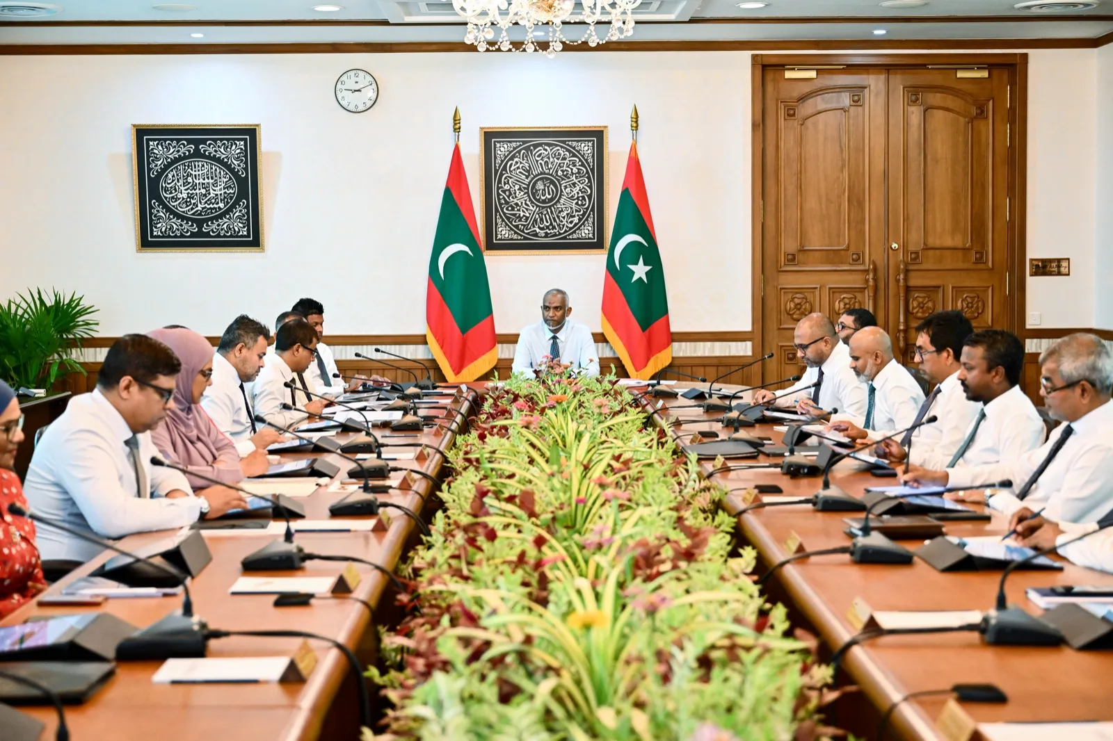 އިއްޔެ އޮތް ކެބިނެޓް ބައްދަލްވުން -- ފޮޓޯ: ރައީސް އޮފީސް