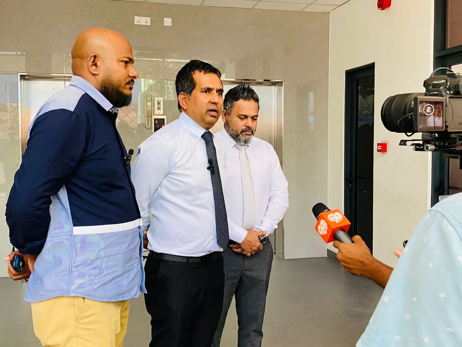 ފުއްގިރި ޝަރީއަތުގައި 13 ގަޑި އިރު ރައީސް ޔާމީން ބޭންދީ ނަމާދު ކުރައްވާށާ، ފާޚާނާ ކުރައްވަން ވަގުތެއް ނުދީ: އިދިކޮޅު