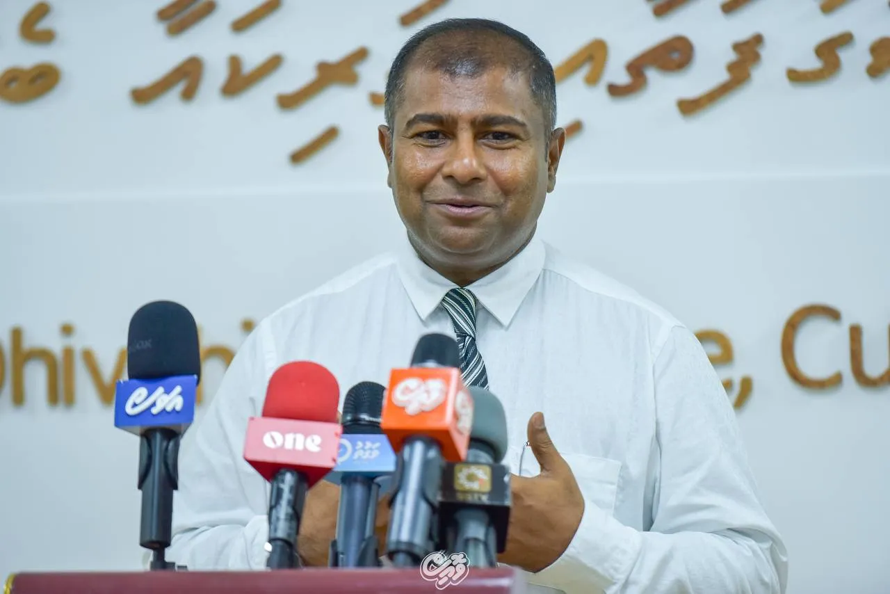 ގައުމީ ޗާޕްޚާނާ އިޢާދަ ކޮށް، ފޮތްތެރި މުޖުތަމަޢުއެއް އުފެއްދުމުގެ މަސައްކަތް ހަފްތާ 14 ގައި ފެށޭނެ: މިނިސްޓަރ