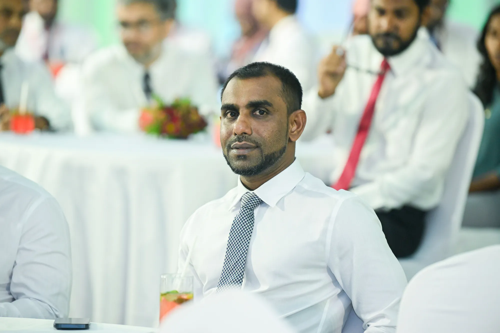 އެންމެ ލަސްވެގެން ޑިސެމްބަރު މަހުގެ 25 އަށް 2 މިލިޔަން ފަތުރުވެރިން ހަމަކުރެވޭނެ: ވަޒީރު ފައިޞަލް