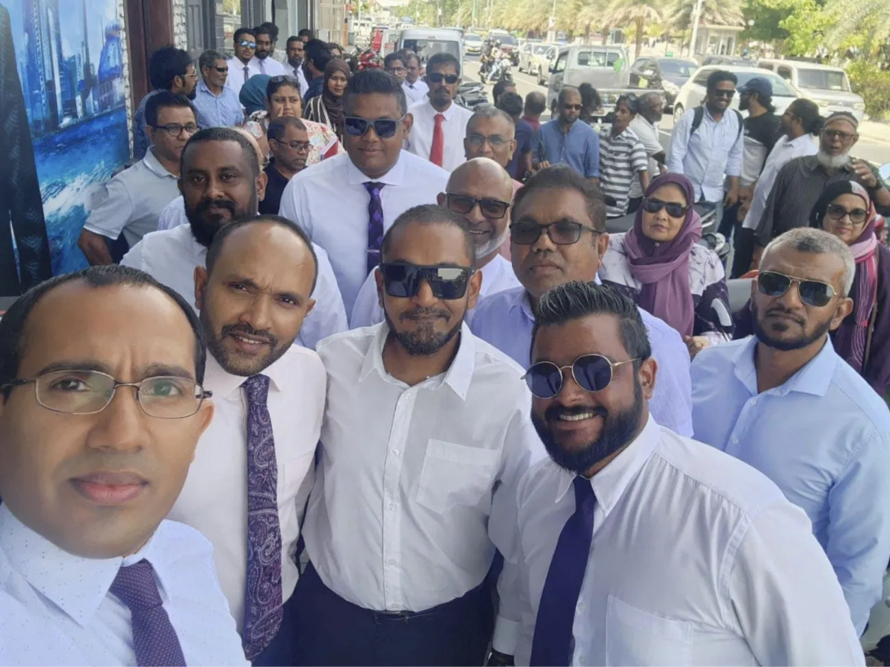 ރައީސް ޔާމިން ތާއީދު ކުރައްވާ ކެންޑިޑޭޓުންގެ ފޯމް ހުށަހެޅުމުގެ ތެރެއިން