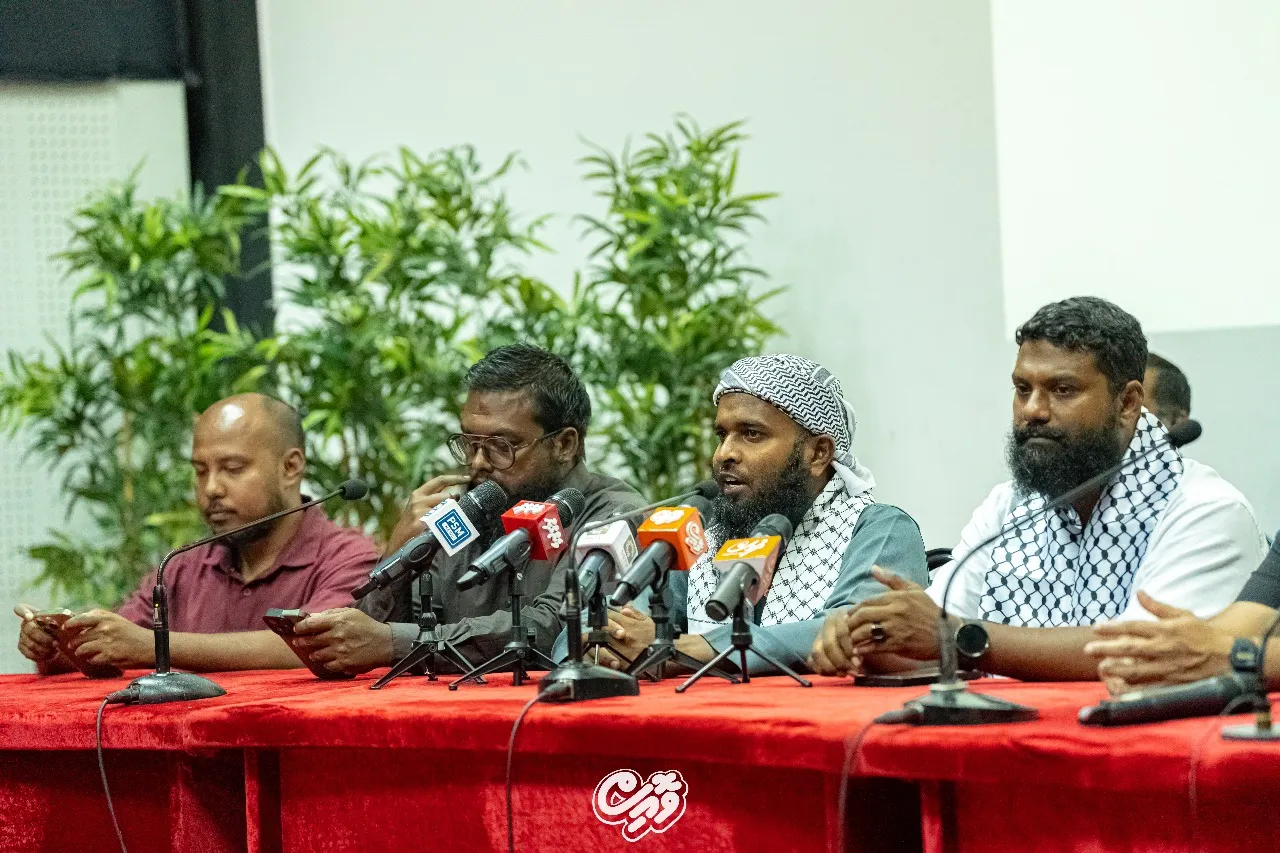 އެއްވުން އިންތިޒާމްކުރާ ސްޓިއަރިން ކޮމިޓީން ބޭއްވި ޕްރެސް