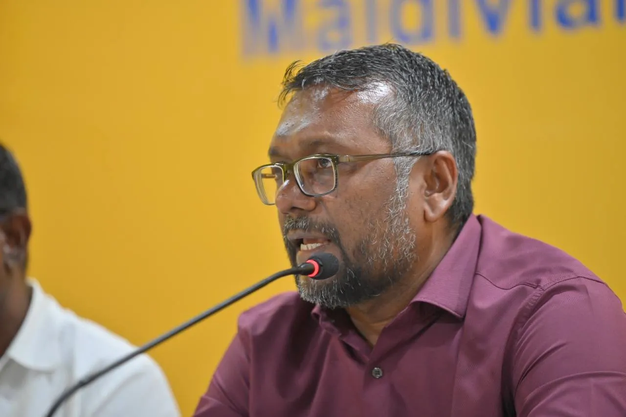 ފައްޔާޒު، ޑިމޮކްރެޓްސްއަށް: މިހާލަތަށް ދިޔައީ އަމިއްލަ އެދުމަށް “އިބޫ ނޫން ގޮތެއް” ހޯދަންއުޅުނީމާ، ޒިންމާ ނަގަންޖެހޭ!