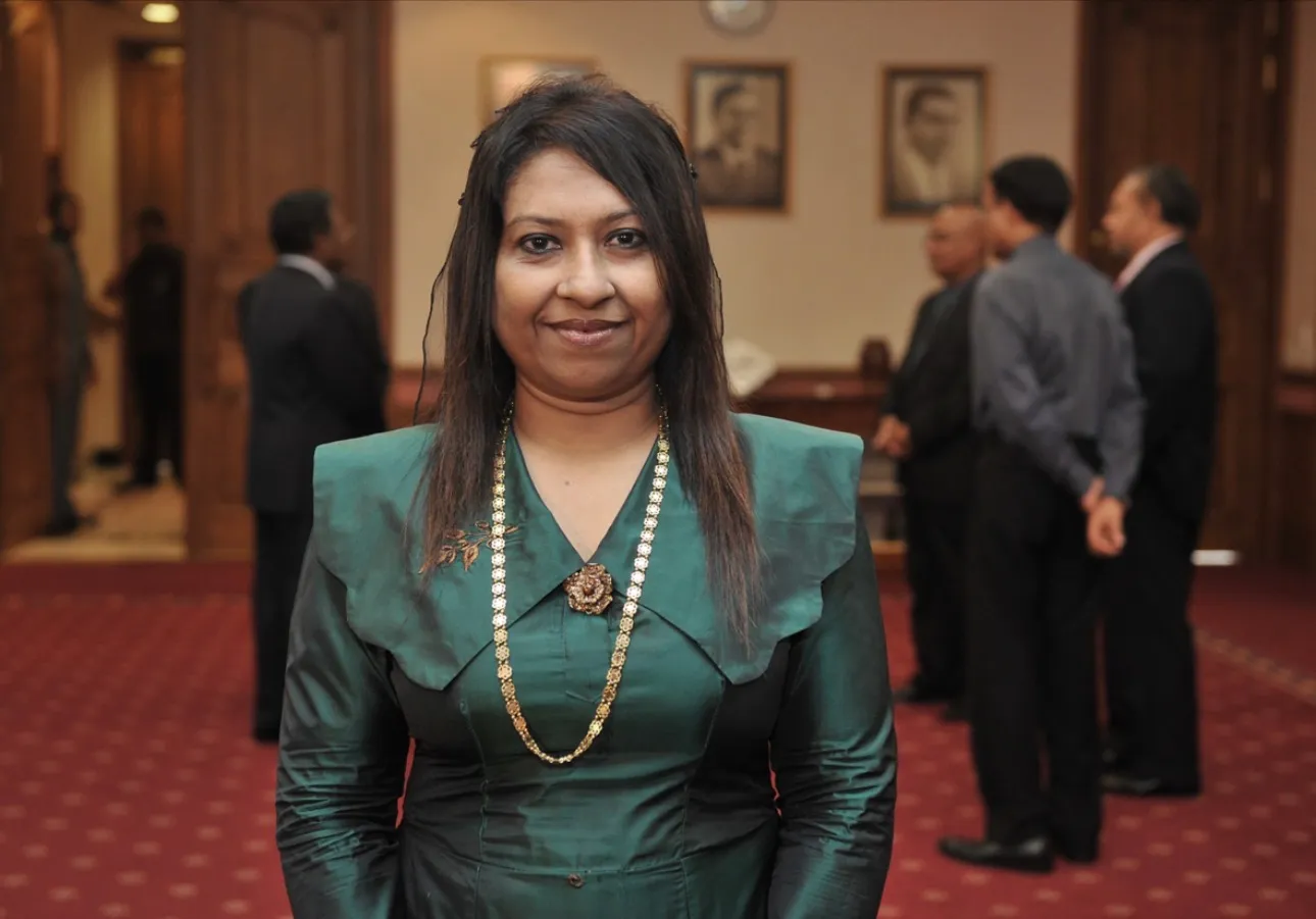 އިނގިރޭސިވިލާތުގެ ސަފީރުކަމަށް ޖަމީލާ ޢަލީގެ ނަން މަޖިލީހަށް