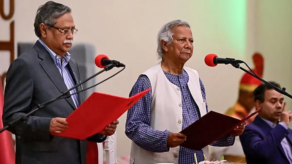 ބަންގްލަދޭޝްގެ ރައީސް މުޙައްމަދު ޝަހާބުއްދީ އަދި، ވަގުތީ ސަރުކާރުގެ ޗީފް އެޑްވައިޒަރ ޑރ. މުޙައްމަދު ޔޫނުސް... ފޮޓޯ: ދަ ހިންދޫ