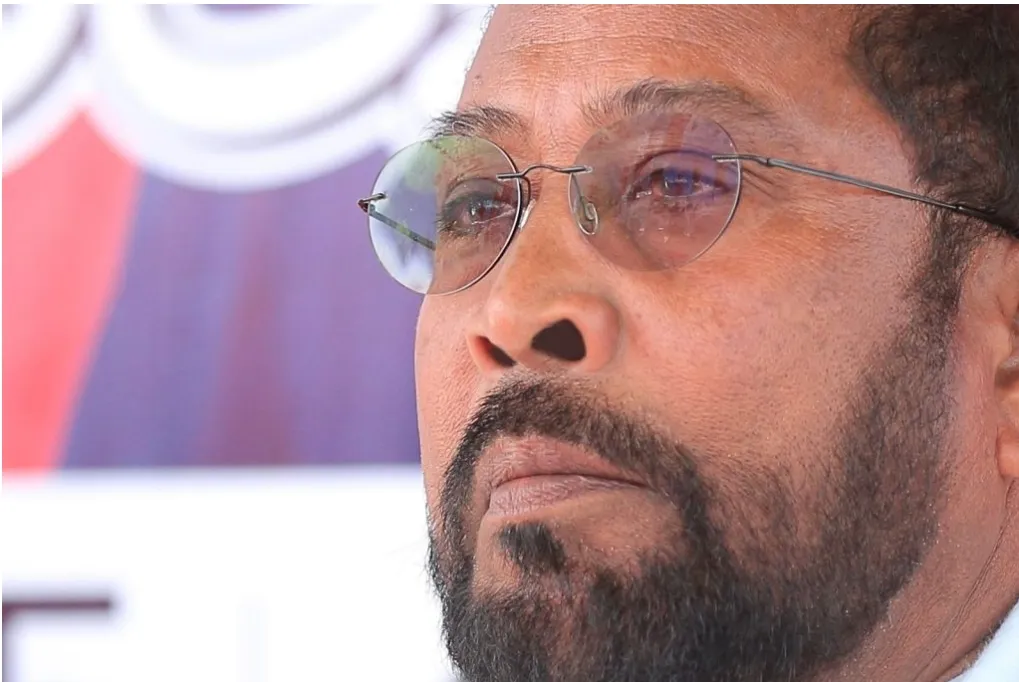 އަސަރާއެކު ގާސިމް ކިޔައިދެއްވީ ތުއްތު އިރު މަންމާފުޅު ނިޔާވެ ލޯފަން ބައްޕާފުޅާއެކު ހަޔާތް ކުރިއަށް ދިޔަގޮތް!