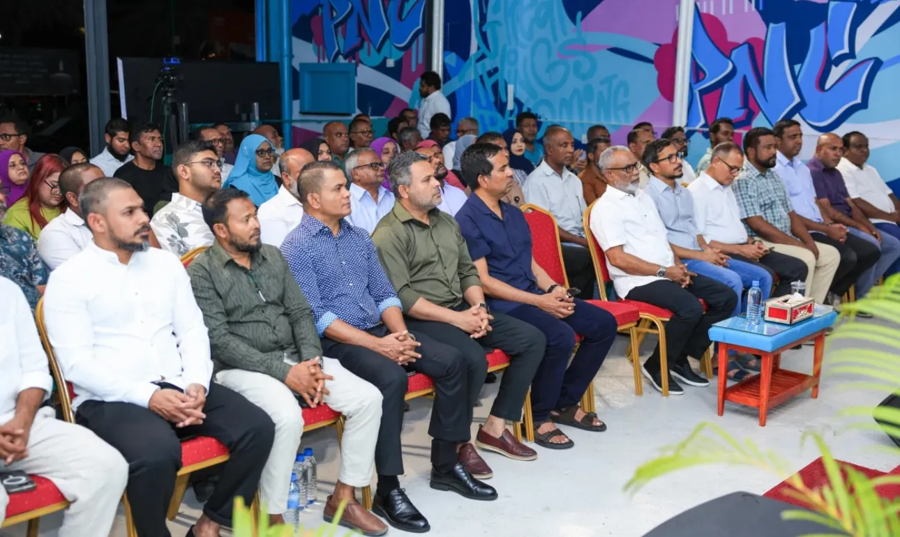 ޕީއެންސީގެ ނަމުގައި ސައްހަނޫން މެސެޖުތަކެއް ފޮނުވާތީ ސަމާލުވާން އެދިއްޖެ