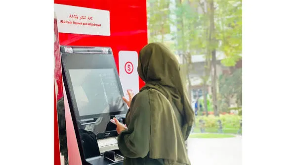 ބީއެމްއެލް އޭޓީއެމުން މަހަކު ދެން ނެގޭނީ ގިނަވެގެން 3،500 ޑޮލަރު