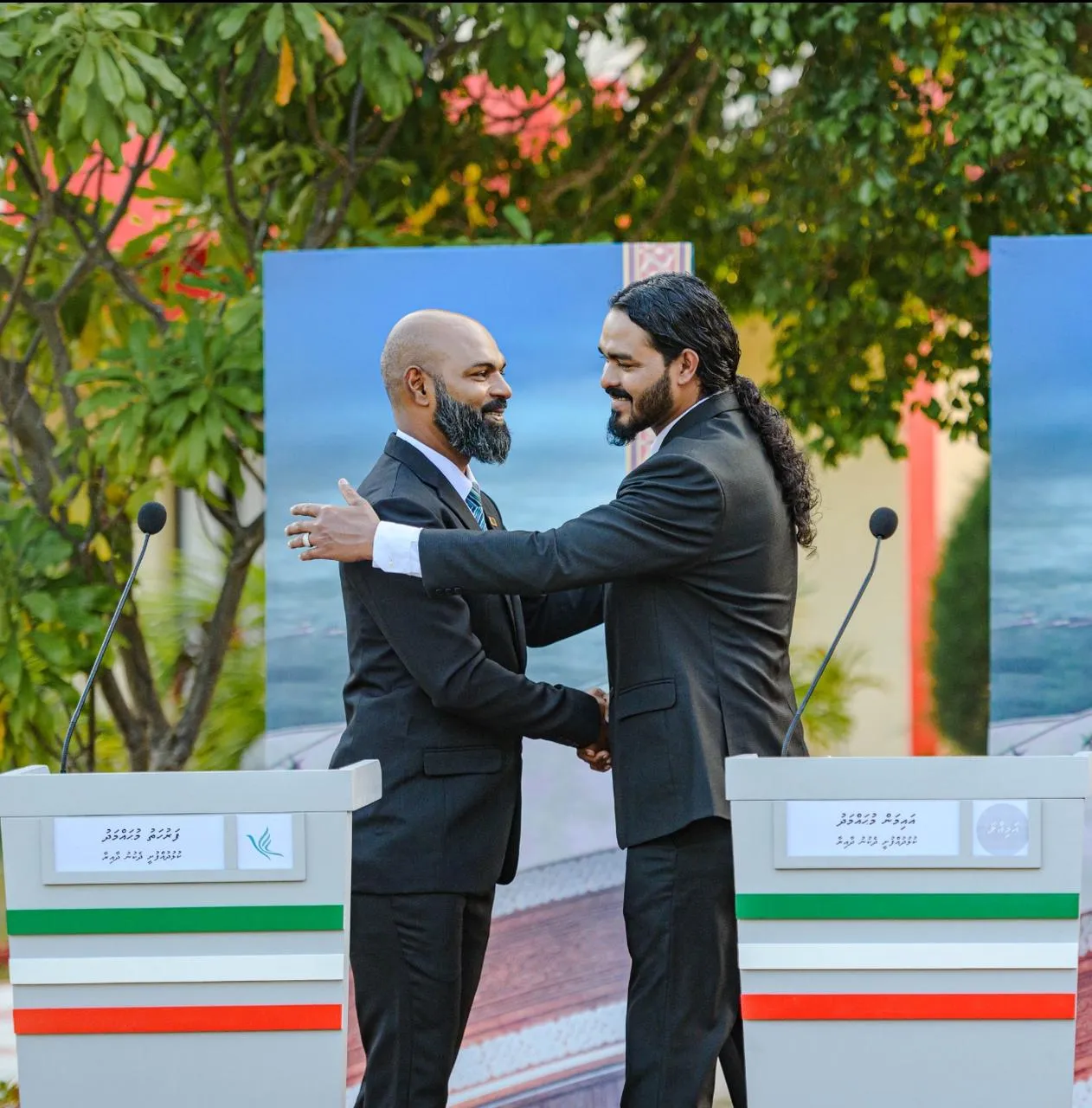 އެންމެފަހުން އައިމަން ގޮތްދޫކޮށް ފަރޭއަށް ތާއީދުކުރަން ނިންމައިފި