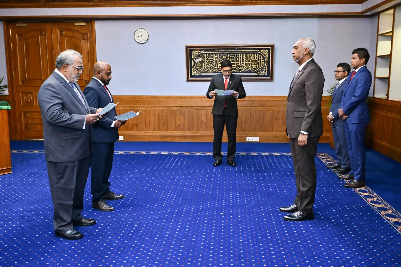 އެޗްއާރުސީއެމަށް މެމްބަރުން އައްޔަނުކުރެއްވުން.. ފޮޓޯ: ރައީސް އޮފީސް