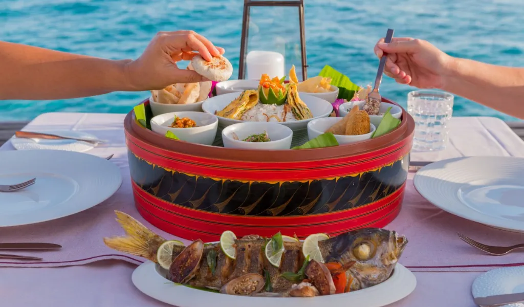 ދިވެހި ކެއެއުމެއް/ ފޮޓޯ: ކޮރަލް ގްލާސް