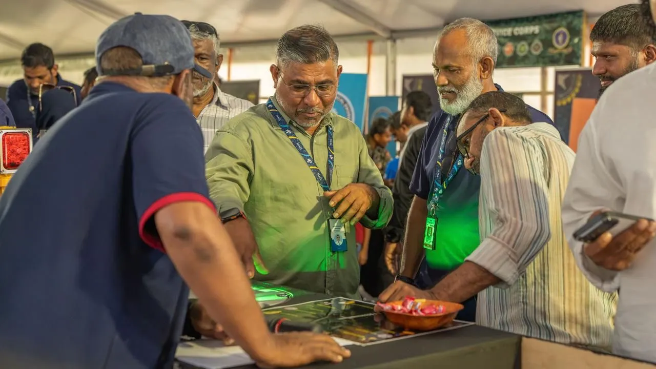 އިންޖިނިއަރުންގެ ދުވަހުގެ ކުޑަކުދިންގެ ހަވީރުގައި އެމްއޭސީއެލް އިން އެއާޕޯޓުގެ ފަންނީ މަސައްކަތްތައް ދައްކާލައިފި