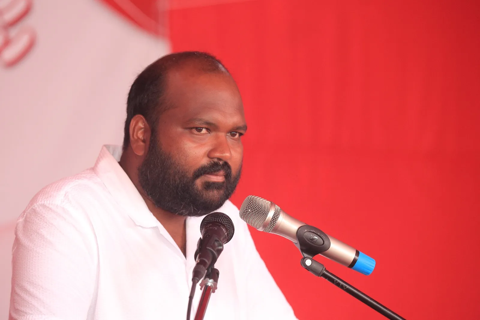 ތަރައްގީ އަކީ ލަވާޒާ ކޮފީ ތައްޓަކަށް ވެފައި މިއިންނަނީ؛ އެވަރުންވެސް އެކައުންޓް ގައި ހުންނަނީ 0 ރުފިޔާ: އަލީ