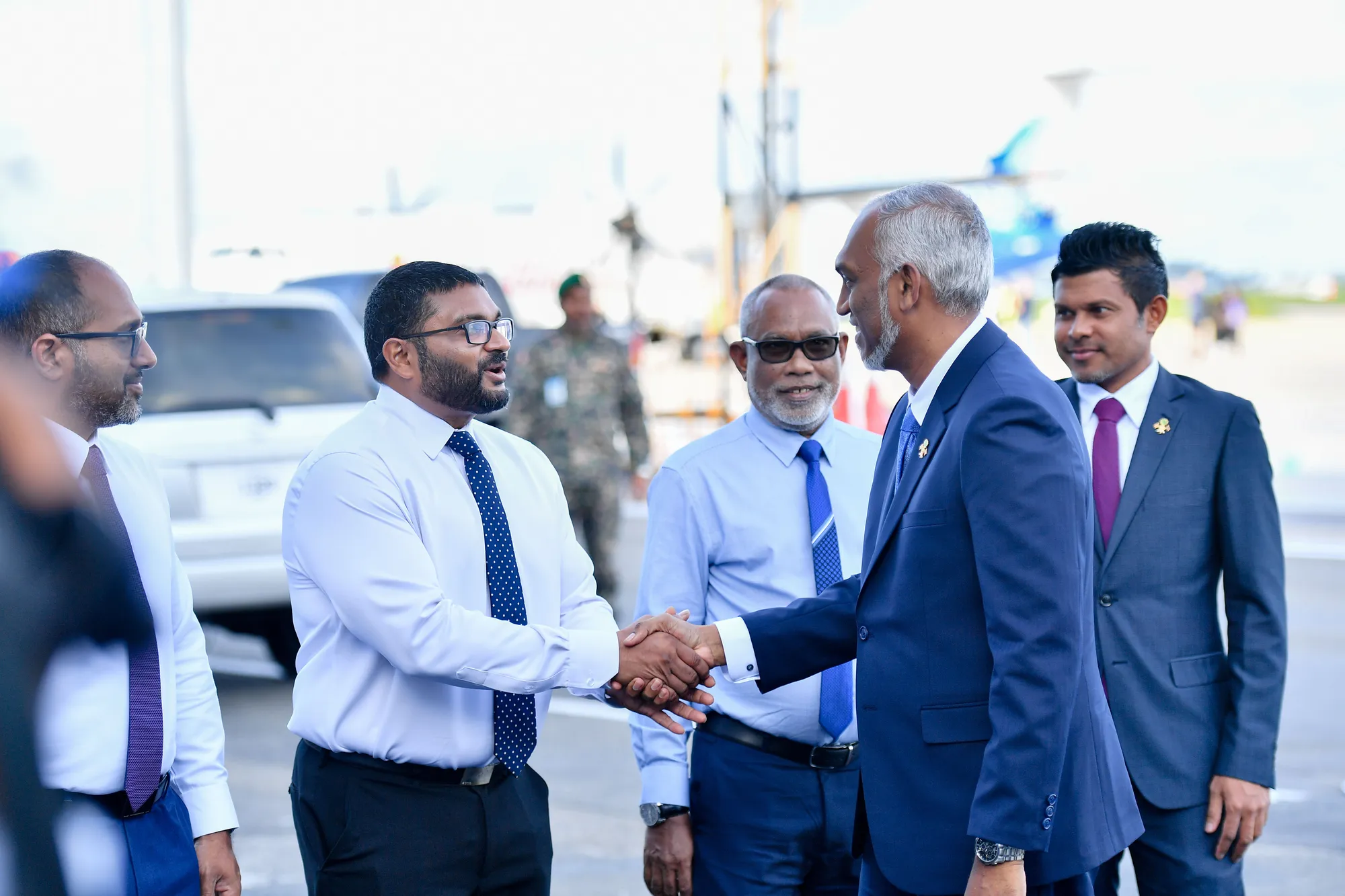 ޑިފެންސް މިނިސްޓަރު މުހައްމަދު ޣައްސާން މައުމޫން