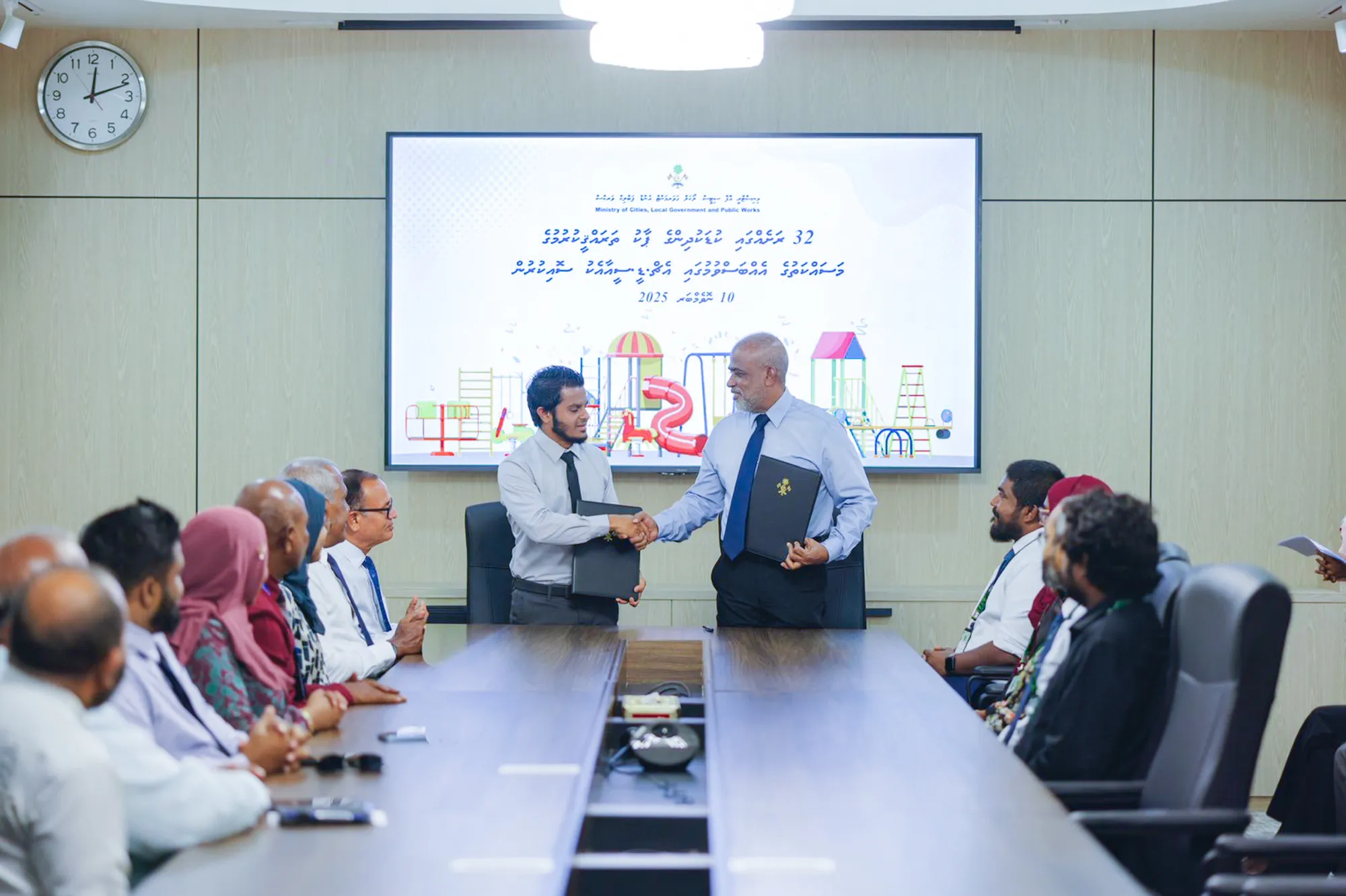 އެޗްޑީސީއިން 32 ރަށެއްގައި ކުޑަކުދިންގެ ޕާކު ތަރައްޤީކުރުމަށް ނިންމައިފި