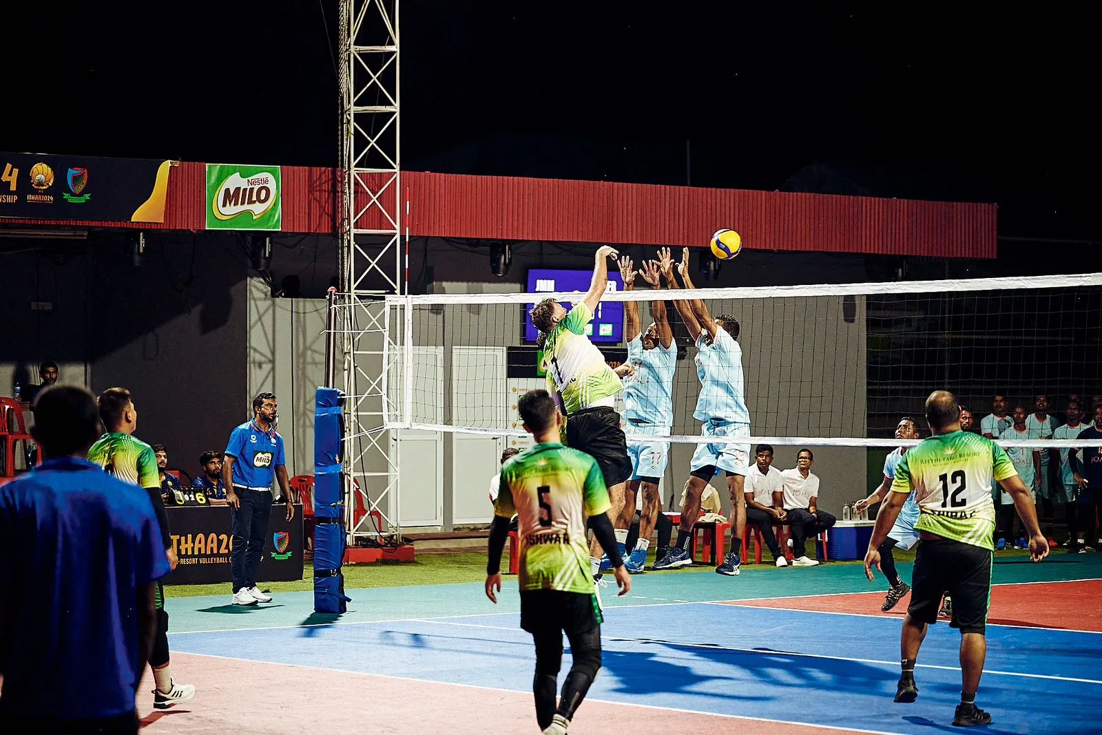 ފަސޭހަކަމާއެކު ރީތިފަރު އަތުން މޮޅުވެ ޖޯލި މޯލްޑިވްސް ގުރޫޕްގެ އެއްވަނައަށް