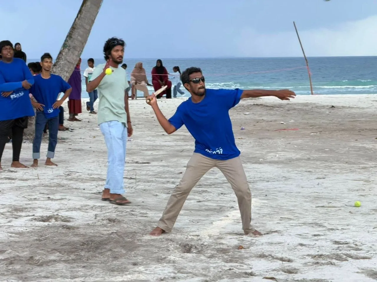 ބައިނަލް އަޤުވާމީ ޒުވާނުންގެ ދުވަސް ފާހަގަކުރަން ނޭކުރެންދޫގައި ހަރަކާތްތަކެއް ހިންގަނީ