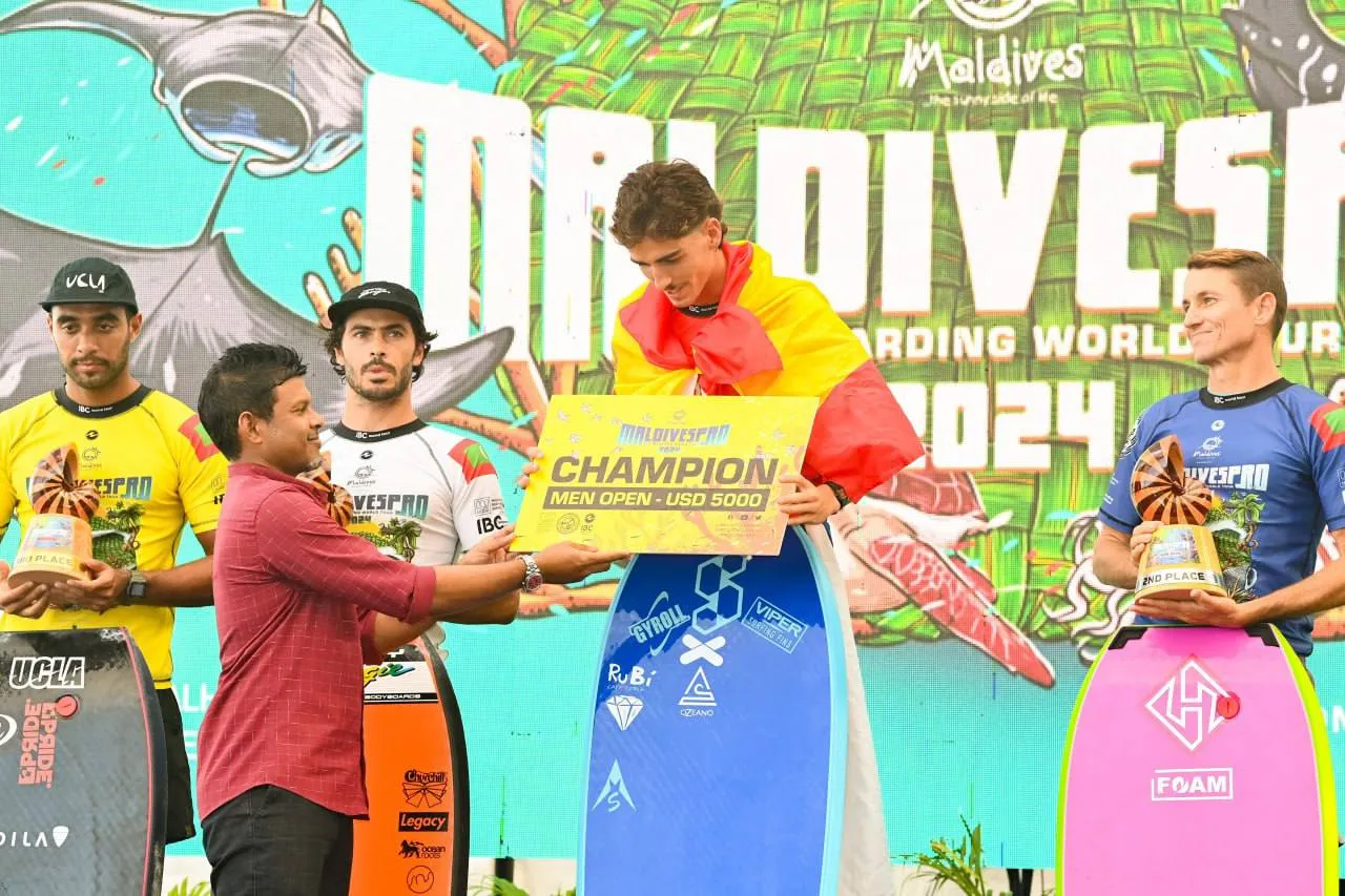 ވިޒިޓް މޯލްޑިވްސް ޕްރޯ ނިންމުމުގެ ރަސްމިއްޔާތު ރައީސުލްޖުމްހޫރިއްޔާގެ ނައިބު ޝަރަފުވެރިކޮށްދެއްވައިފި