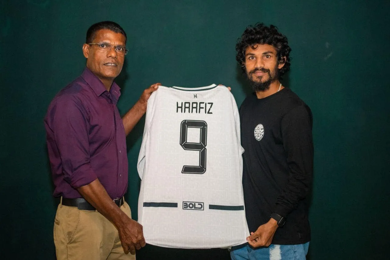 އިގުރައިދޫ ޓީމުގެ ޖާޒީ ހަވާލުކޮށްދެއްވީ އެމްޕީ ހަސަން އަހުމަދު!