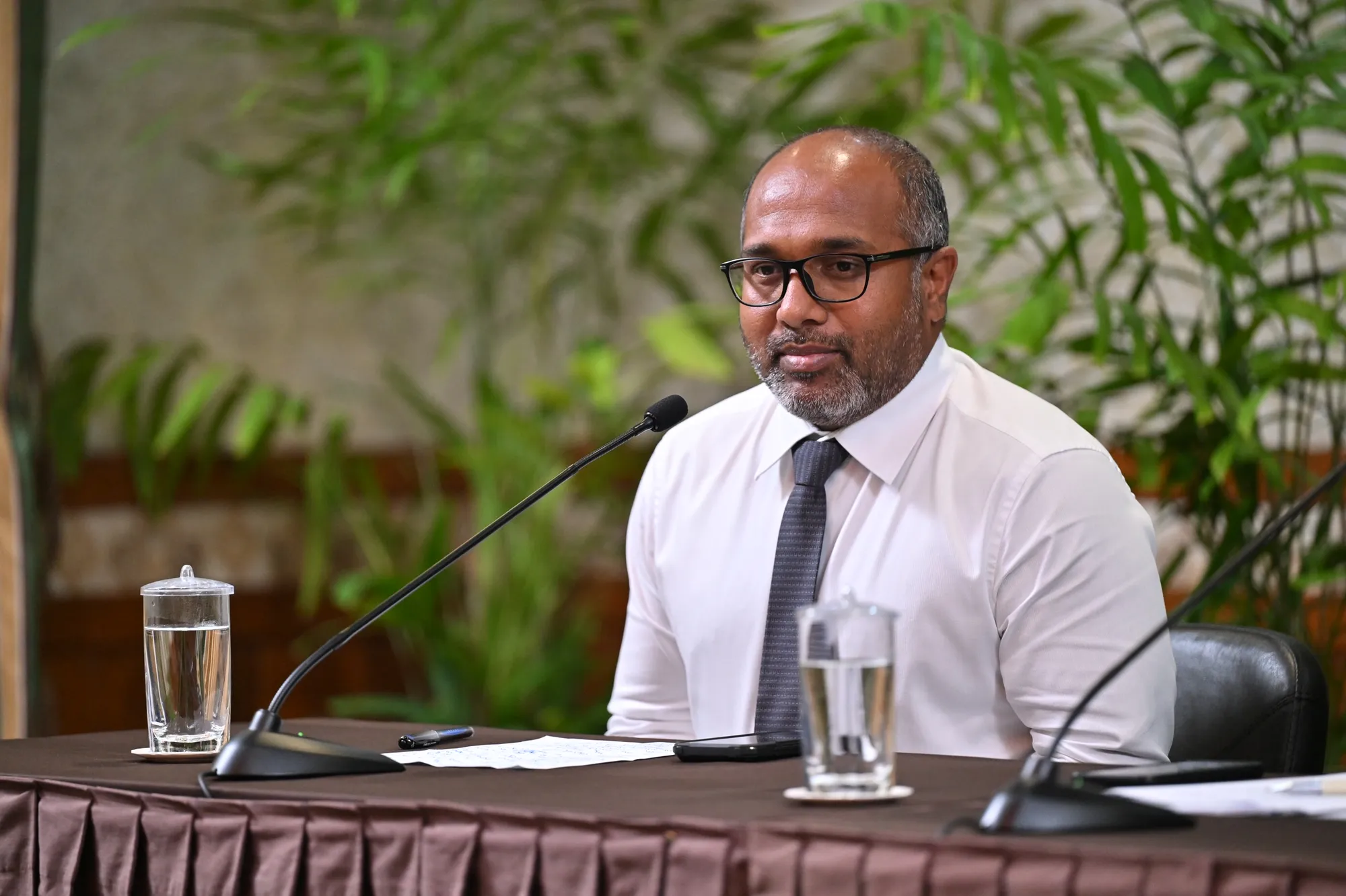 ސިނގިރޭޓެއްގެ ޑިއުޓީ 4ރ އަށް ކުޑަކުރަން ޑަބްލިއުއެޗްގެ ލަފައެއް، މަޝްވަރާ ކުރަނީ