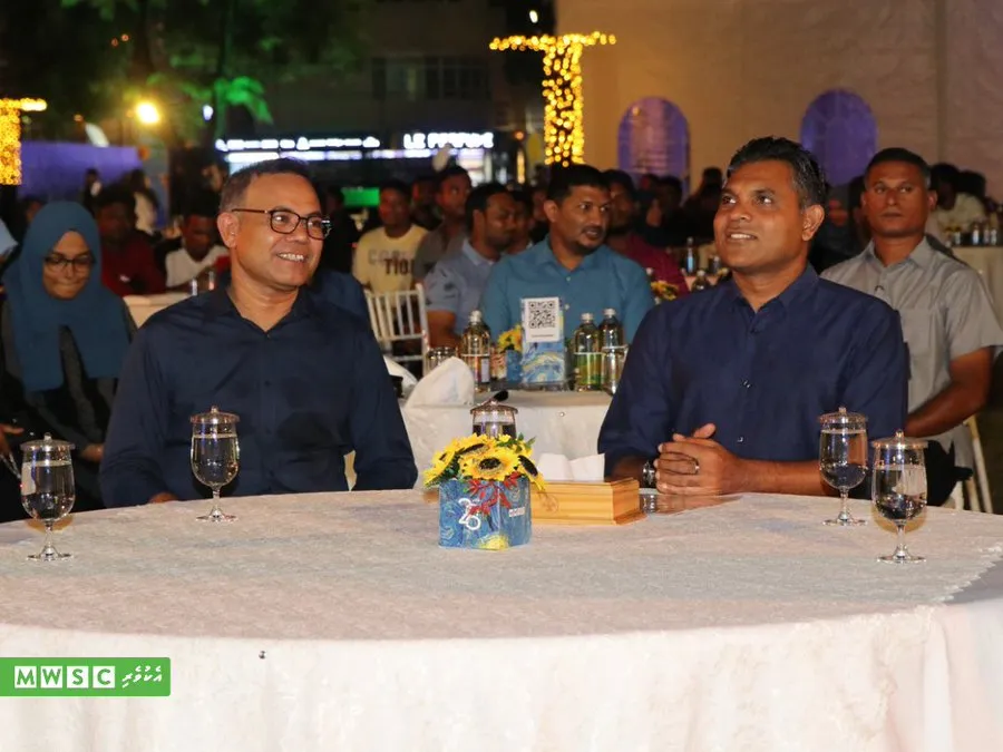 އެމްޑަބްލިޔުއެސްސީއިން އެންމެ ފާހަގަ ކޮށްލެވޭ މުވައްޒަފުންނަށް އެވޯޑް ދީފި
